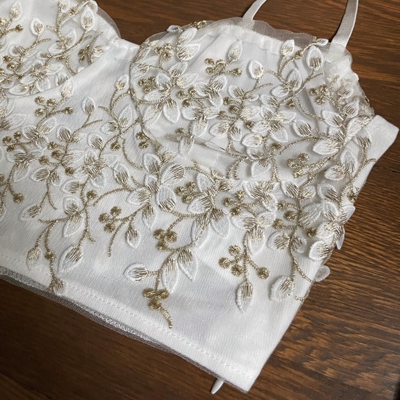 Gorgeous Gold Embroidered Floral Crop Top Bustier - Picture 2 of 7